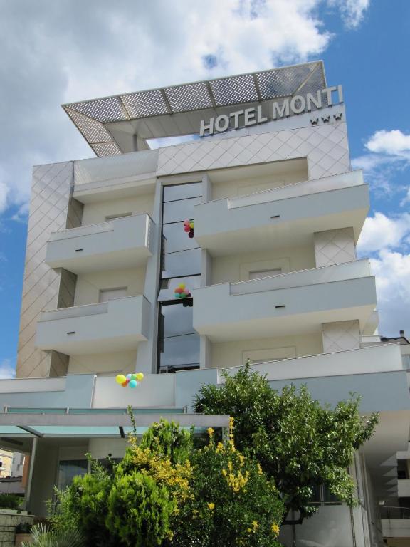 Hotel Monti Римини Экстерьер фото